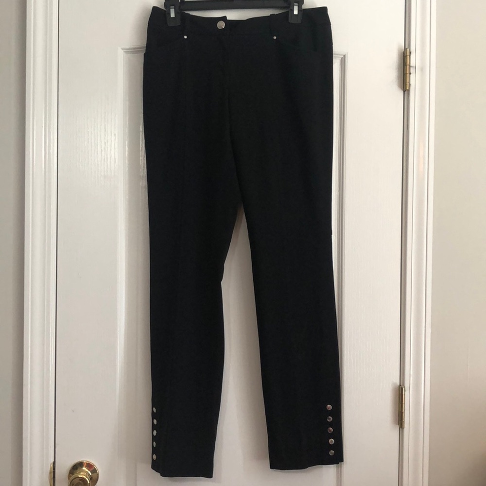 White House Black Market Slim Fit Pant. Size 4
